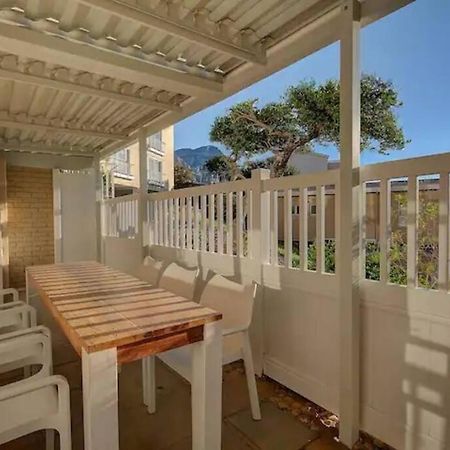 Camps Bay Studio With Private Patio ケープタウン エクステリア 写真