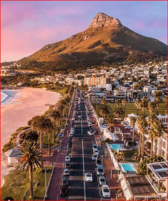 Camps Bay Studio With Private Patio ケープタウン エクステリア 写真